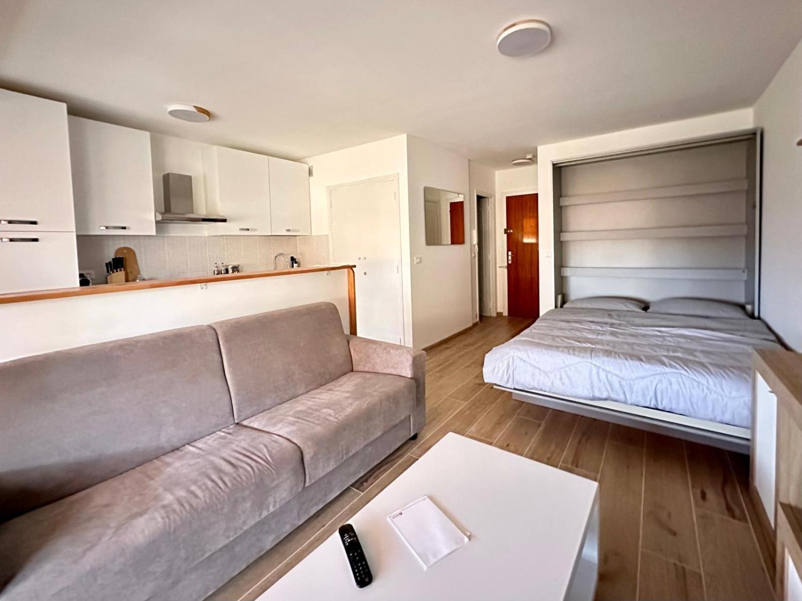 Studio Kialeo Pres De La Plage Avec Parking โรกบรูน-กัป-มาร์แต็ง ภายนอก รูปภาพ